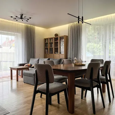 Calm Garden Near Lakes Апартаменты Вильнюс
