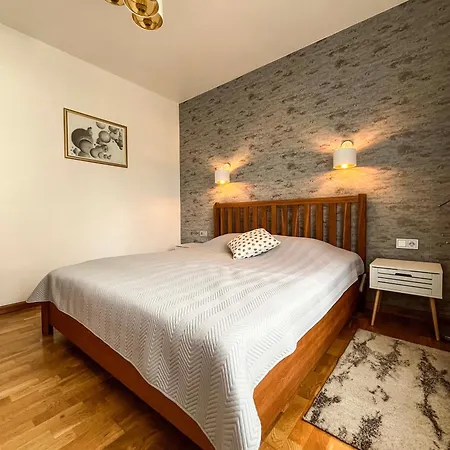 Апартаменты Calm Garden Near Lakes *