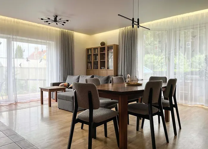 Calm Garden Near Lakes アパート ヴィリニュス